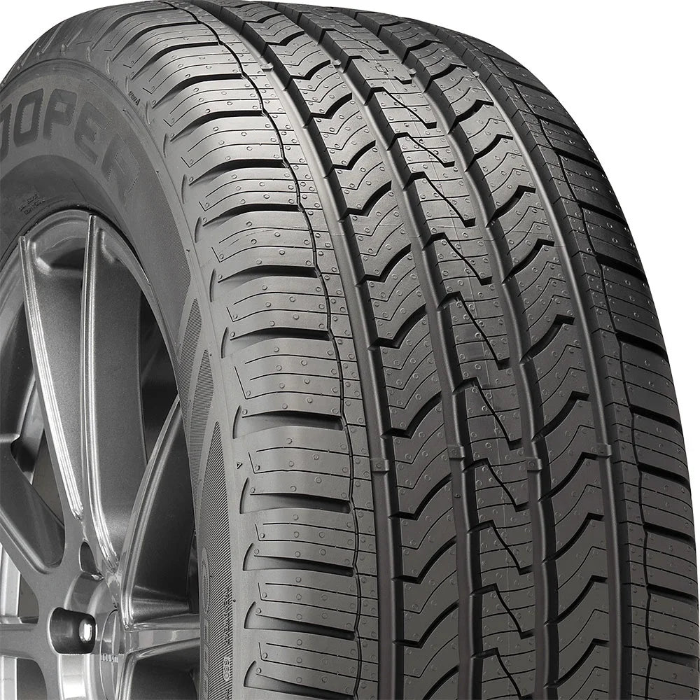 285/45R22 114H XL All Season Tires D92501