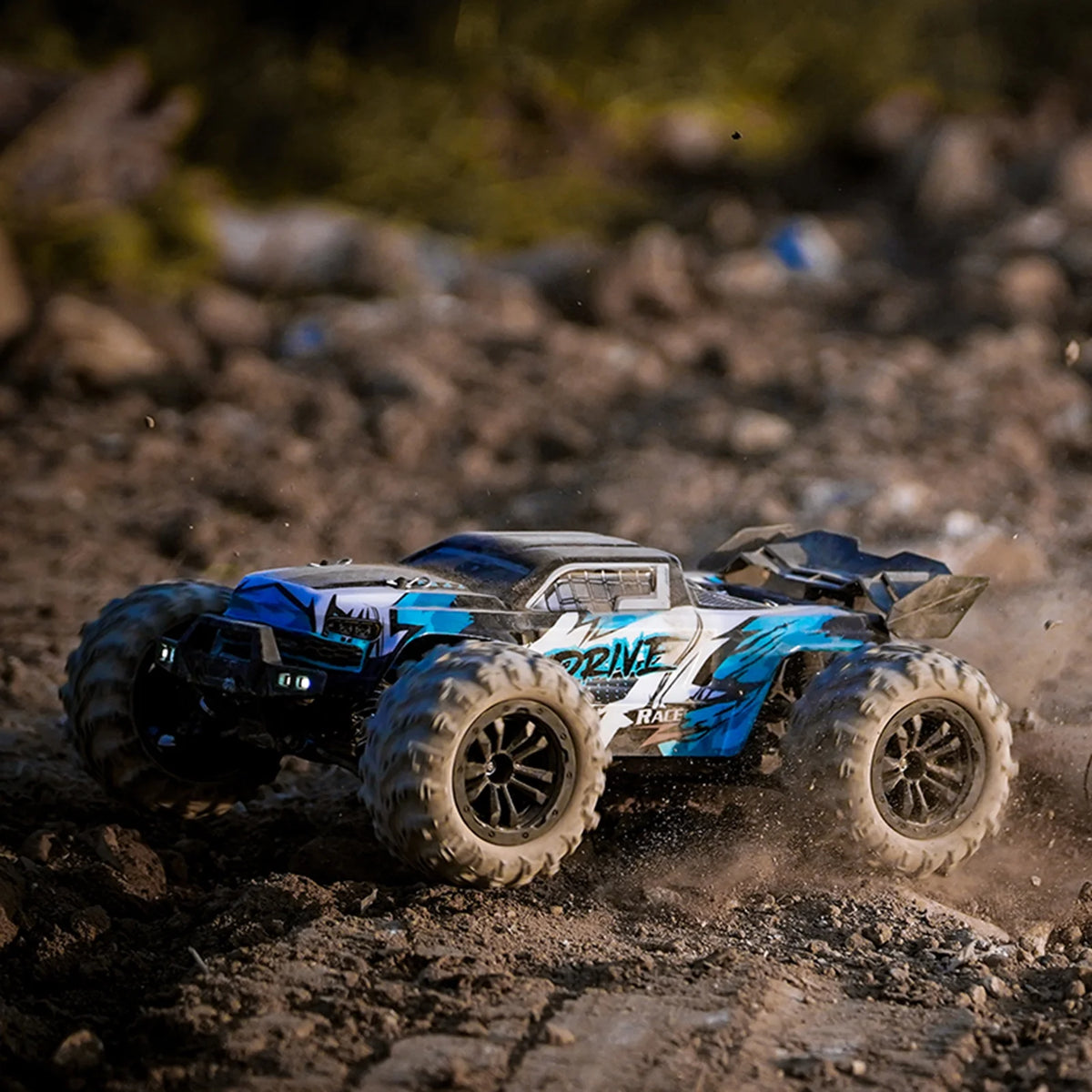 2.4Ghz 70KM/H 1/16 Off Road RC Trucks Brushless Motor LED Light 4WD Vehicle S7322