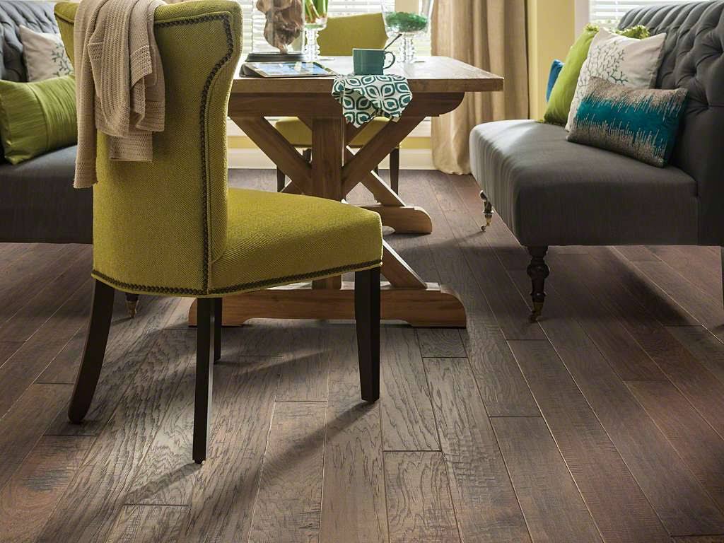 Hardwood Flooring O89519