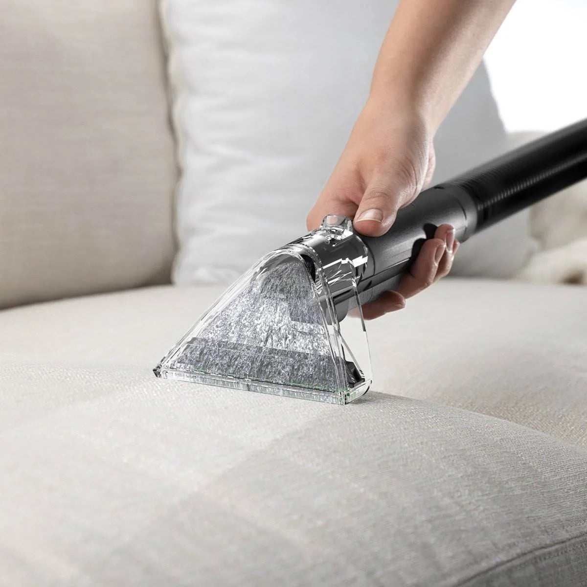 Lightweight Dual Tank Carpet and Fabric Cleaner V756207