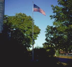 25 FT Heavy Duty Residential Flag Pole Complete Set with Sewn Stars and Stripes 4x6 FT Nylon Flag B589234