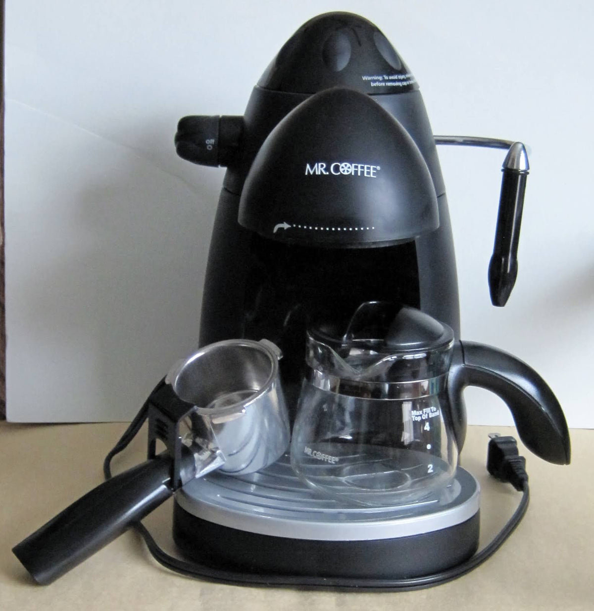 Black Steam Espresso Maker Y842631